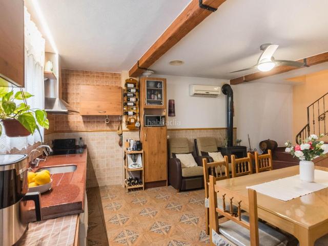 Casa en venta en Murcia, Zeneta. Dúplex en Zeneta ideal para familias, cerca de colegio y servicios. Casas.