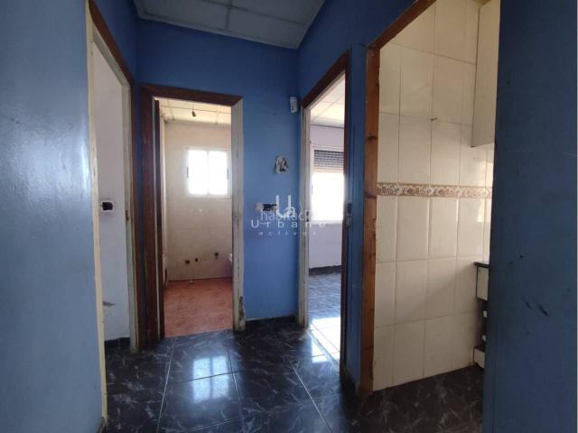 Casa en venta en Murcia, El Carmen. Vivienda con gran potencial en Cabezo de Torres. Casas.