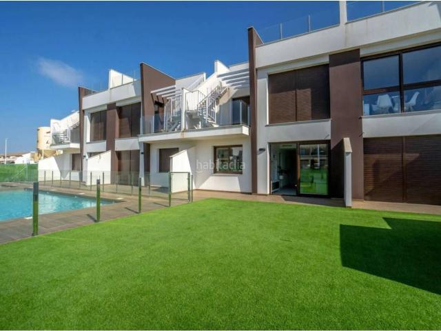 Casa en venta en Murcia, El Ranero. Venta de bungalow SAN PEDRO DEL PINATAR, Murcia. Casas.