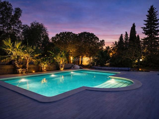 Casa en venta en Murcia, Gea y Truyols. VILLA RENOVADA E INDEPENDIENTE DE LA RED ELEacuteCTRICA en VALLE DEL SOL con 5 DORMITORIOS y PISCINA PRIVADA CLIMATIZADA en una PA. Casas.