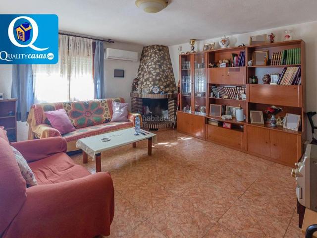 Casa en venta en Mutxamel, Valle del Sol. Casa en venta en Tossal Redo, 3 dormitorios. Casas.