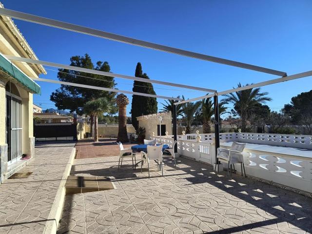 Casa en venta en Mutxamel, Valle del Sol. VENTA DE ESTUPENDO Chalet en Mutxamel, Urb. Valle Sol. PARA ENTRAR A VIVIR!. Casas.