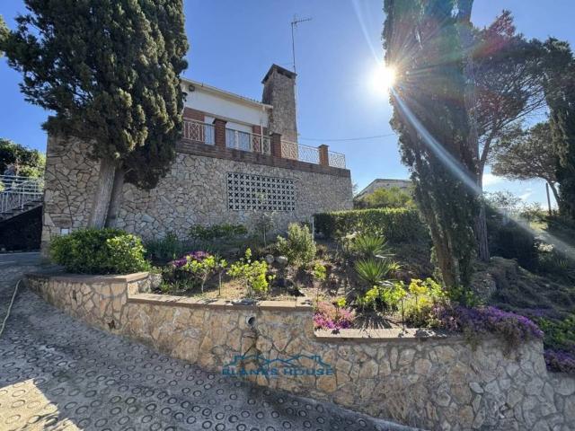 Casa en Venta en Maçanet de La Selva
