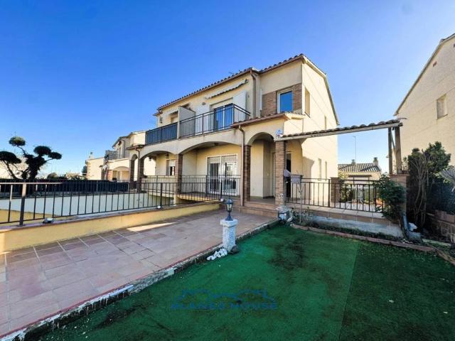 Casa en Venta en Maçanet de La Selva
