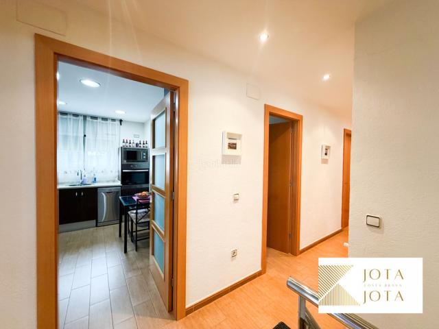 Casa en venta en Maçanet de la Selva, Montbarbat. CASA EN MONTBARBAT DE 2012 DE 4 HABITACIONES Y 2 BAÑOS. Casas Maçanet de la.