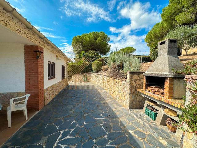 Casa en venta en Maçanet de la Selva, Residencial Park. CASA IDEAL PARA SEGUNDA RESIDENCIA EN MACANET. Casas Maçanet de la.