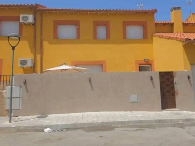 Casa en Venta en Magán