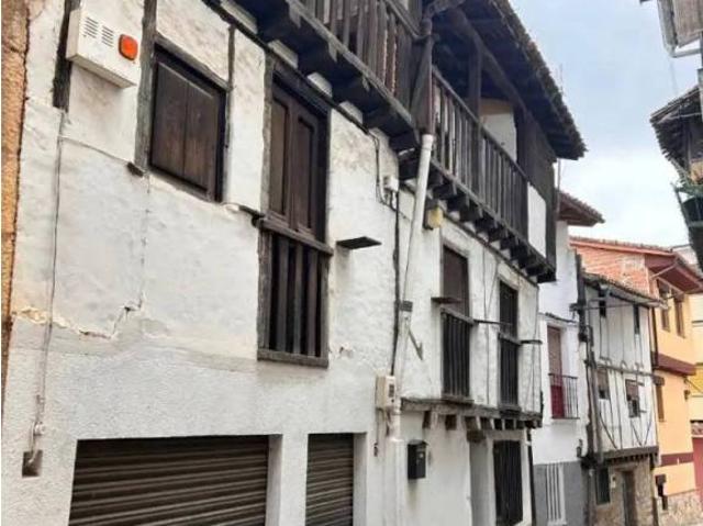 Casa en Venta en Madrigal de la Vera