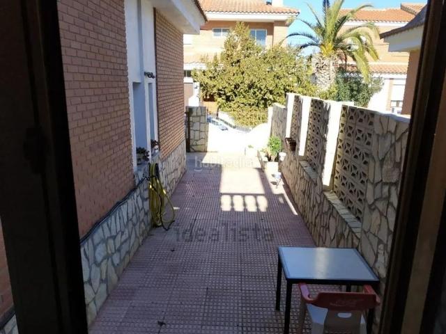 Casa en venta en Madrigueras. CHALET EN VENTA EN MADRIGUERAS ALBACETE. Casas.