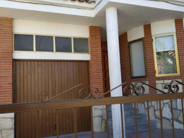 Casa en Venta en Madrigueras