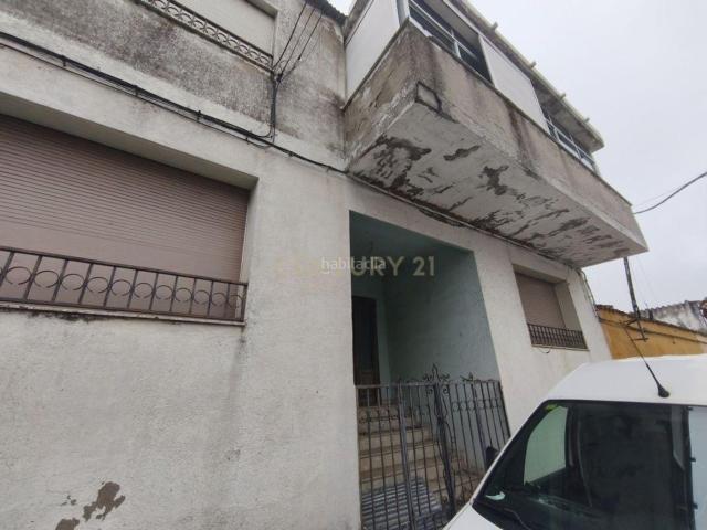 Casa en venta en Madroñera. Gran oportunidad de inversión en Madroñera. Casas.