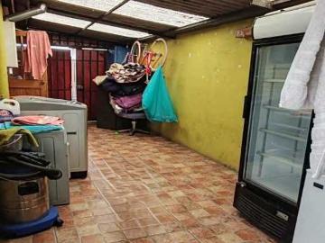 Casa en venta en Maipú – 2 dormitorios, patio y estacionamiento techado | 2 Dormitorios por 110000. 00 en Maipú