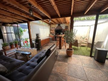 Casa en Venta en Maipú 4 dormitorios 3 baños