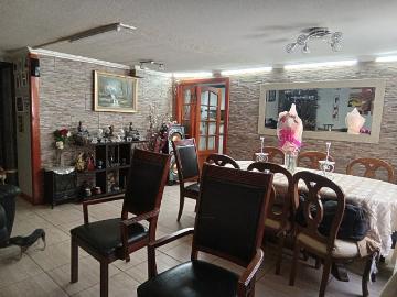 Casa en Venta en Maipú 5 dormitorios 3 baños