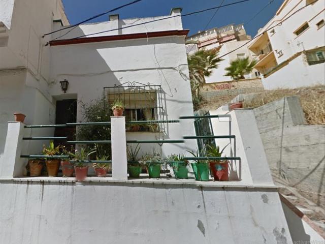 Casa en venta en Málaga, Conde de Ureña. Casas.