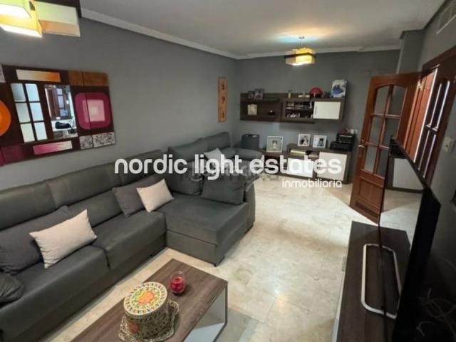Casa en venta en Málaga, Distrito Zeta Recinto Ferial Cortijo de Torres. Casas.
