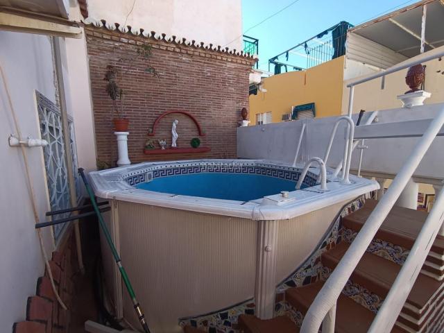 Casa en venta en Málaga, Mangas Verdes Las Flores Parque del Sur. EXTRAORDINARIA VIVIENDA DE 7 DORMITORIOS EN CIUDAD JARDIN. Casas.