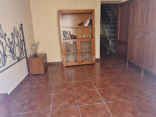 Casa en venta en Mancha Real. Casa en venta en Mancha Real, 4 dormitorios. Casas Mancha.