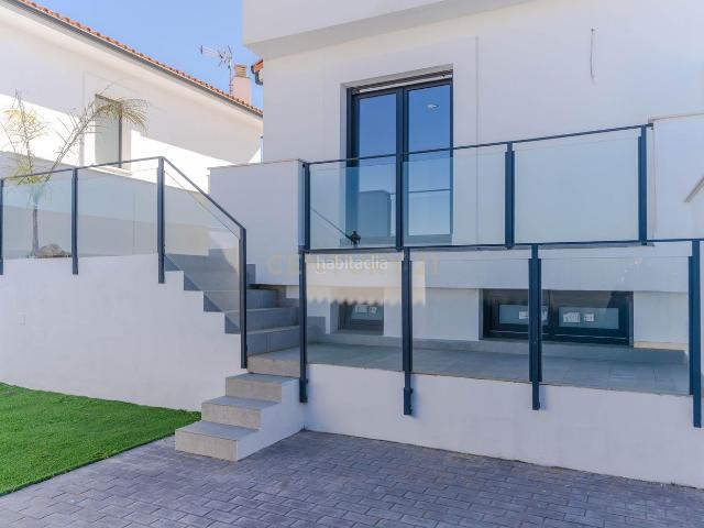Casa en venta en Manilva, Chullera. Casa nueva en Manilva, Málaga con vistas al mar. Casas.