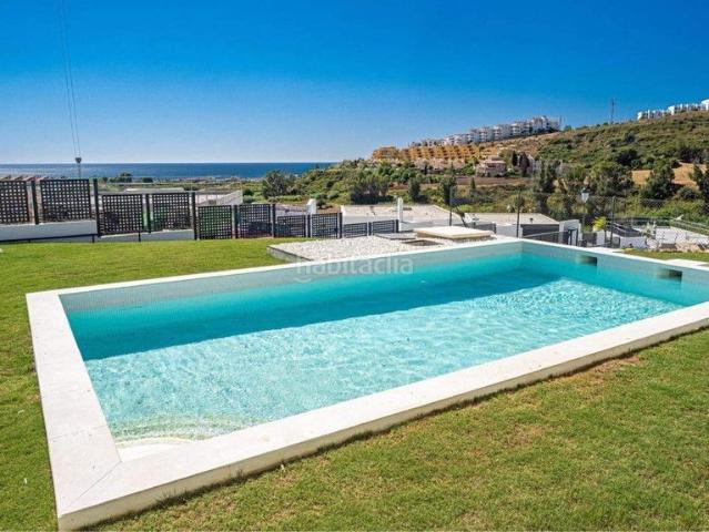 Casa en venta en Manilva, Puerto de la Duquesa. Casas.