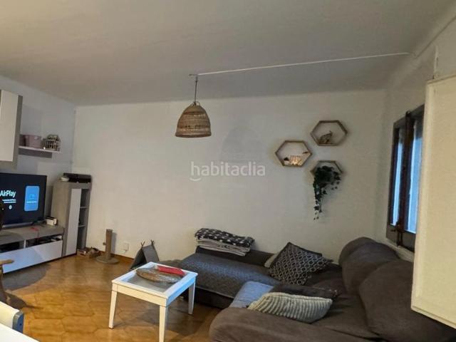 Casa en venta en Manresa, Barri Mion Puigberenguer. CASA DE 3 PLANTAS EN RENTABILIDAD EN VENTA EN MANRESA. Casas.