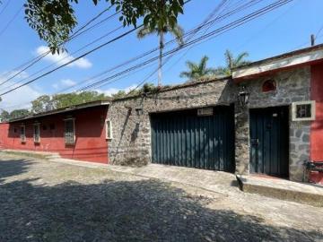 Casa en Venta en Manuel León Díaz 2, Rancho Colorado, Cuernavaca, Morelos