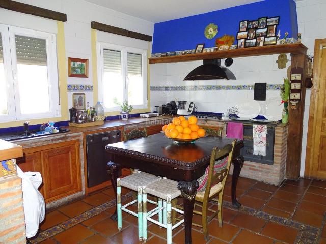 Casa en venta en Manzanares. Casa en venta en Centro Ayuntamiento, 6 dormitorios. Casas.