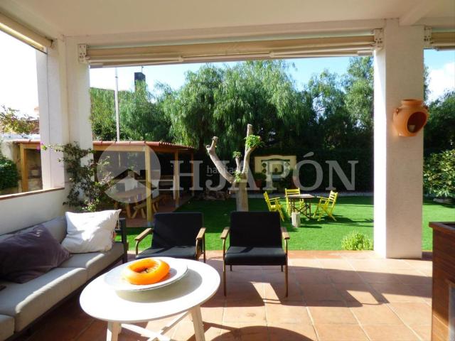 Casa en venta en Masnou El, Centre. Casa junto al mar y Barcelona ciudad. Casas Masnou.