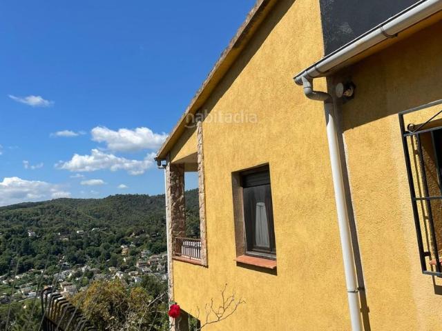 Casa en venta en Massanes. Casa en Massanes riu clar 4h 2b con Jardín, Chimenea y Vistas montaña Lista para Entrar a Vivir. Casas.