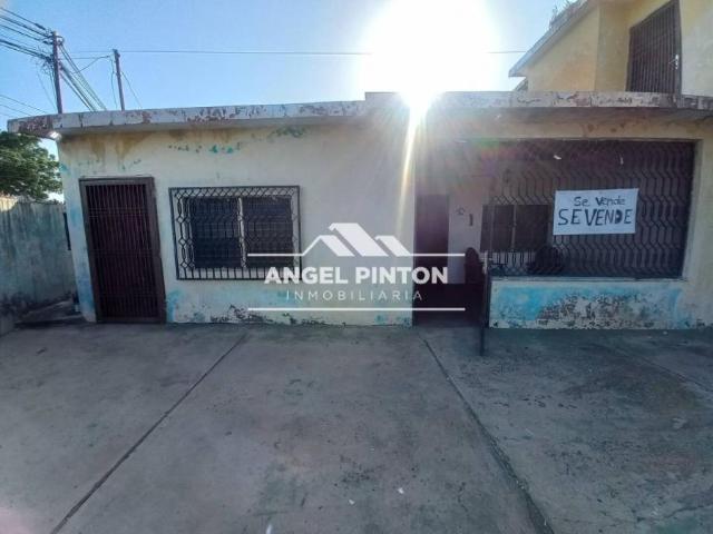 Casa en Venta en Maracaibo Zulia 500 m2. 4 hab