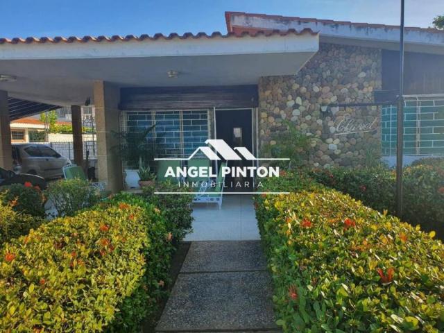 Casa en Venta en Maracaibo Zulia 600 m2. 5 hab