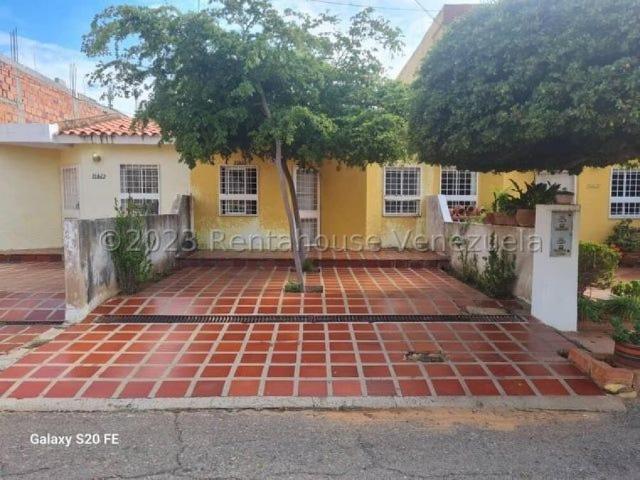Casa en Venta en Maracaibo Zulia 120 m2. 2 hab