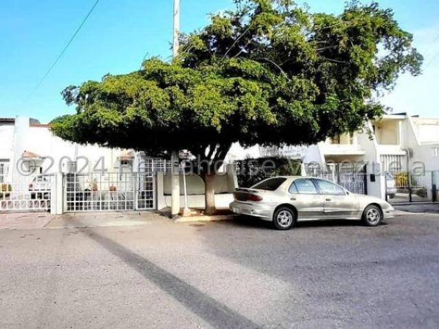 Casa en Venta en Maracaibo Zulia 198 m2. 3 hab