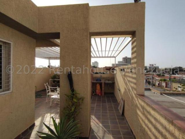 Casa en Venta en Maracaibo Zulia 220 m2. 3 hab