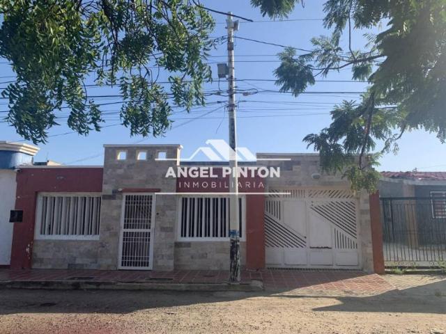 Casa en Venta en Maracaibo Zulia 220 m2. 3 hab