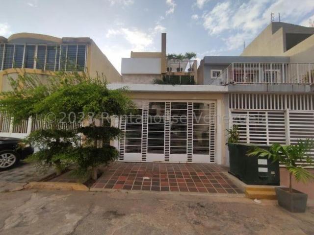 Casa en Venta en Maracaibo Zulia 220 m2. 3 hab
