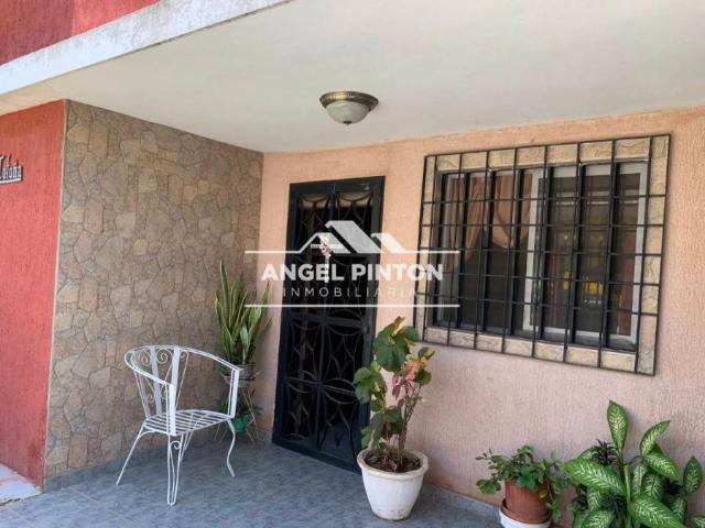 Casa en Venta en Maracaibo Cecilio Acosta Zulia 350 m2. 3 hab