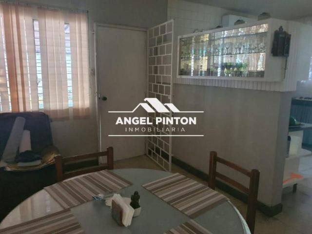 Casa en Venta en Maracaibo Este Zulia 600 m2. 5 hab