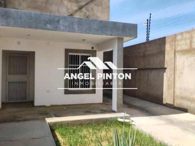 Casa en Venta en Maracaibo Norte Zulia 130 m2. 2 hab