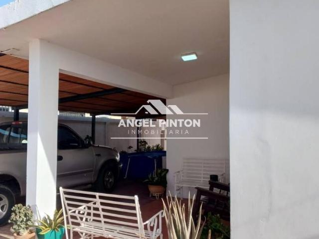 Casa en Venta en Maracaibo Oeste Zulia 200 m2. 4 hab