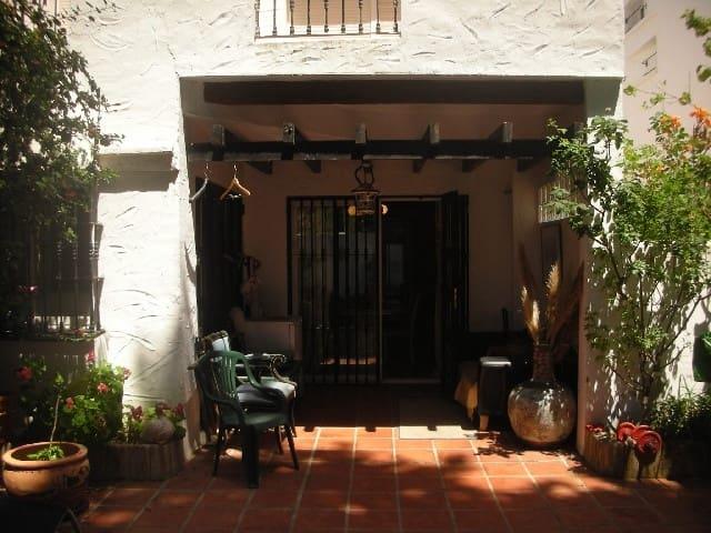 Casa en venta en Marbella, Málaga Costa del Sol
