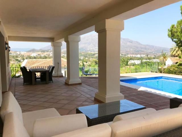 Casa en venta en Marbella, Casco Antiguo. Casas.
