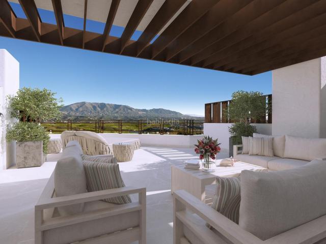 Casa en venta en Marbella, Casco Antiguo. Espectacular casa adosada en La Cala Golf Resort. Casas.
