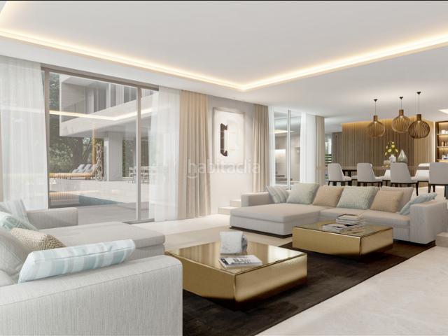 Casa en venta en Marbella, Casco Antiguo. Villa en venta en Marbella Golden Mile, Marbella. Casas.