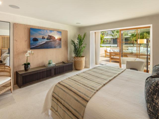 Casa en venta en Marbella, Casco Antiguo. Villa en venta en Marbella Golden Mile, Marbella. Casas.