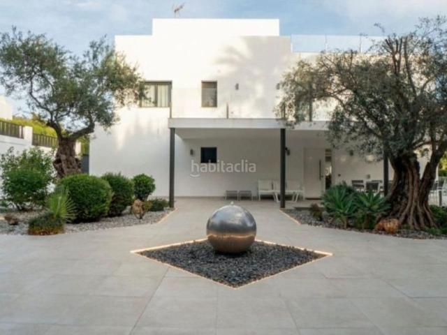 Casa adosada en venta en Marbella, Las Brisas. Casas adosadas.