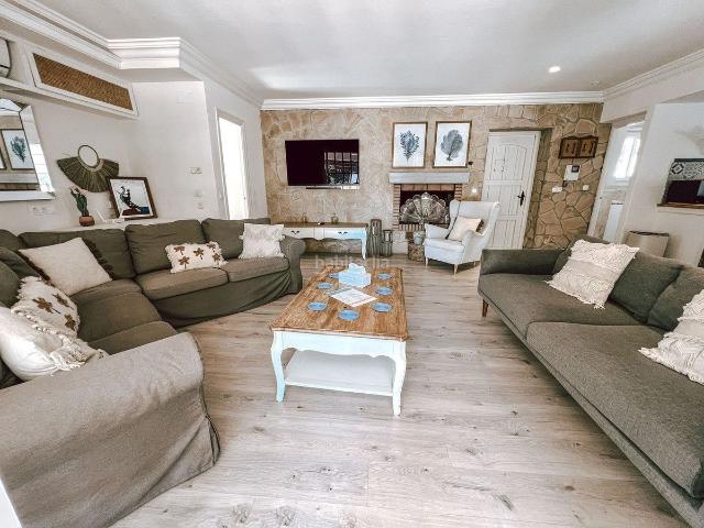 Casa en venta en Marbella, Las Lomas de Río Verde. Casas.