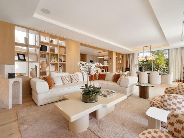 Casa en venta en Marbella, Los Naranjos. Casas.