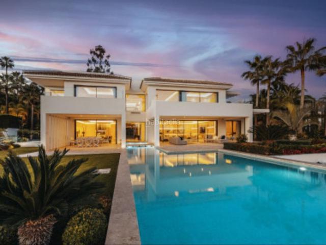 Casa en venta en Marbella, Los Naranjos. Casas.