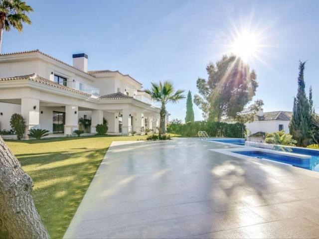 Casa en venta en Marbella, Sierra Blanca. Casas.